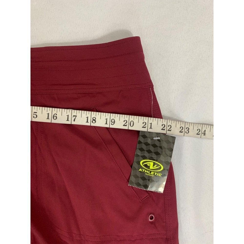 Athletic Women’s Shorts - Picture 5 of 6